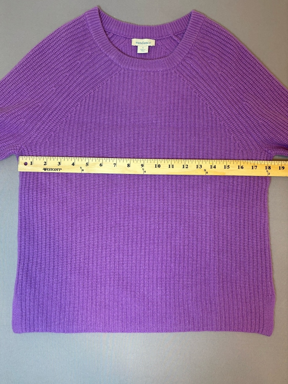 SUNDANCE 100% Cashmere Crew Neck Size Small New Without Tags. - Picture 3 of 6